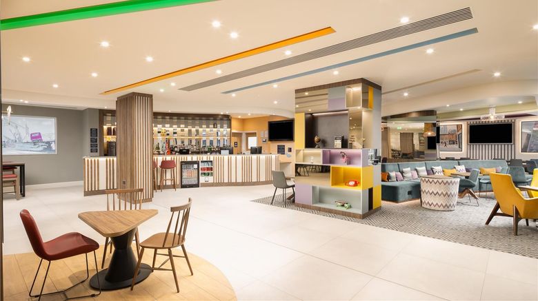 <b>Hampton by Hilton London Old Street Restaurant</b>. Images powered by <a href="https://iceportal.shijigroup.com/" title="IcePortal" target="_blank">IcePortal</a>.