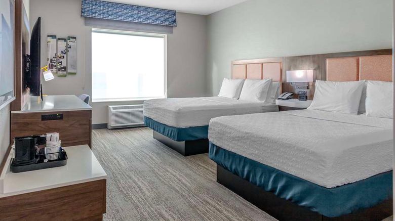 <b>Hampton Inn & Suites West Speedway Room</b>. Images powered by <a href="https://iceportal.shijigroup.com/" title="IcePortal" target="_blank">IcePortal</a>.
