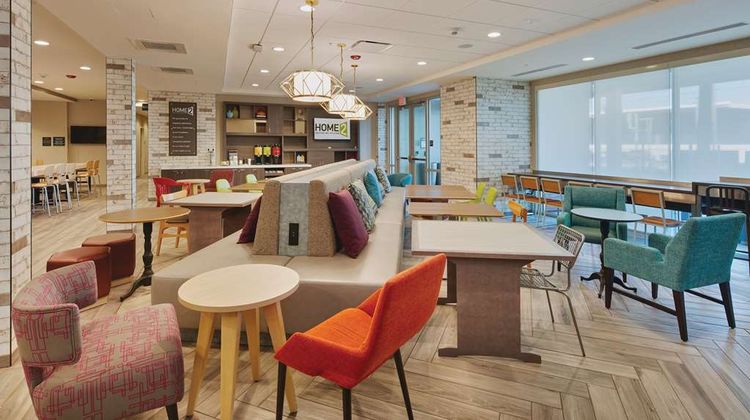 Home2 Suites by Hilton Sacramento @ CSUS Lobby