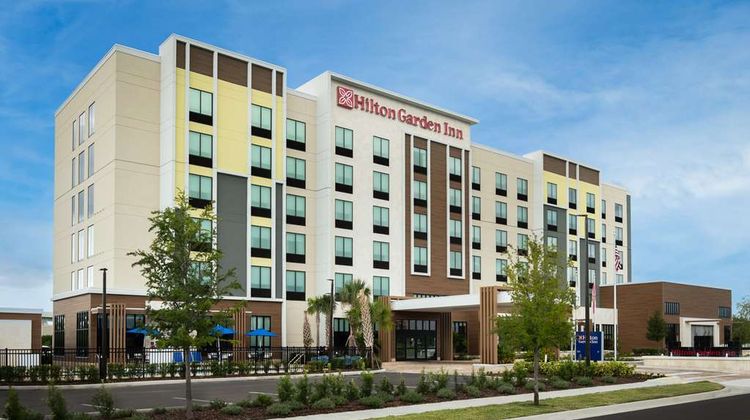 Hilton Garden Inn I-4 Millenia Blvd Mall Exterior