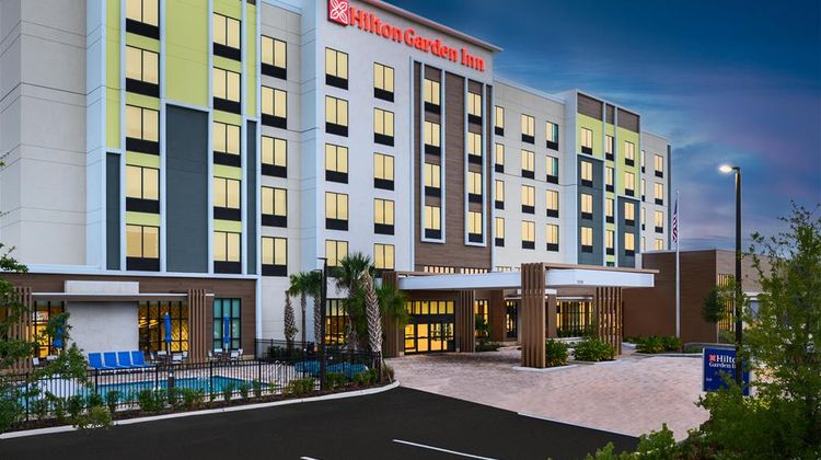 Hilton Garden Inn I-4 Millenia Blvd Mall Exterior