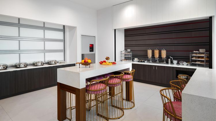 Hilton Garden Inn Millenia near Universal Orlando Restaurant