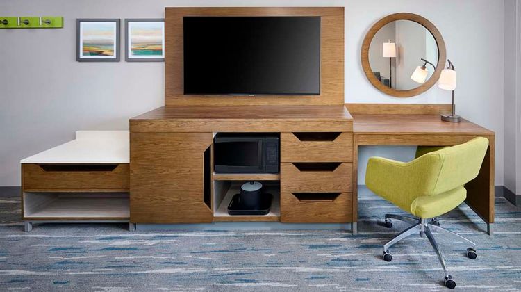 Hampton Inn by Hilton Hamilton Room