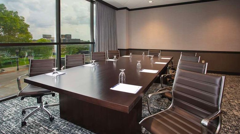 <b>DoubleTree by Hilton Lansing Meeting</b>. Images powered by <a href="https://iceportal.shijigroup.com/" title="IcePortal" target="_blank">IcePortal</a>.