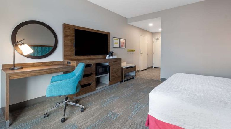 <b>Hampton Inn Columbus Downtown Room</b>. Images powered by <a href="https://iceportal.shijigroup.com/" title="IcePortal" target="_blank">IcePortal</a>.