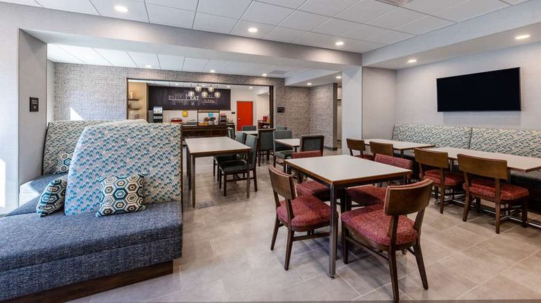 <b>Hampton Inn Columbus Downtown Restaurant</b>. Images powered by <a href="https://iceportal.shijigroup.com/" title="IcePortal" target="_blank">IcePortal</a>.