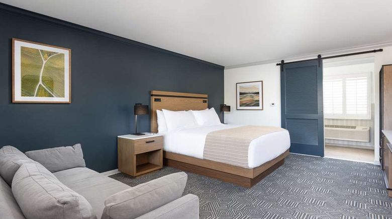 <b>The Hadsten Solvang, Tapestry Collection Room</b>. Images powered by <a href="https://iceportal.shijigroup.com/" title="IcePortal" target="_blank">IcePortal</a>.