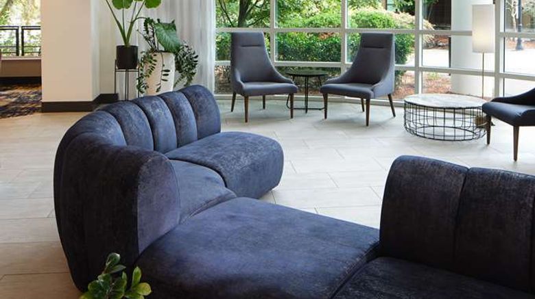 <b>River's Edge Hotel, Tapestry Coll Hilton Lobby</b>. Images powered by <a href="https://iceportal.shijigroup.com/" title="IcePortal" target="_blank">IcePortal</a>.