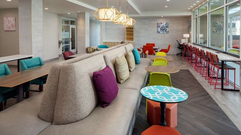 <b>Home2 Suites by Hilton San Jose South Lobby</b>. Images powered by <a href="https://iceportal.shijigroup.com/" title="IcePortal" target="_blank">IcePortal</a>.