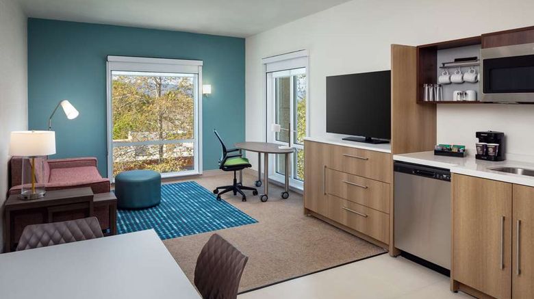 <b>Home2 Suites by Hilton San Jose South Room</b>. Images powered by <a href="https://iceportal.shijigroup.com/" title="IcePortal" target="_blank">IcePortal</a>.