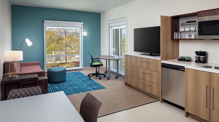 Home2 Suites by Hilton San Jose South Room