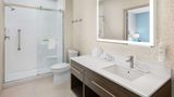 Home2 Suites by Hilton Medical Center Room
