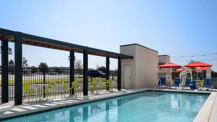 Home2 Suites by Hilton Medical Center Pool