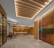 Hilton Garden Inn Kunming Dianchi Lobby