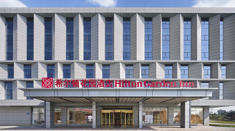 Hilton Garden Inn Kunming Dianchi Exterior