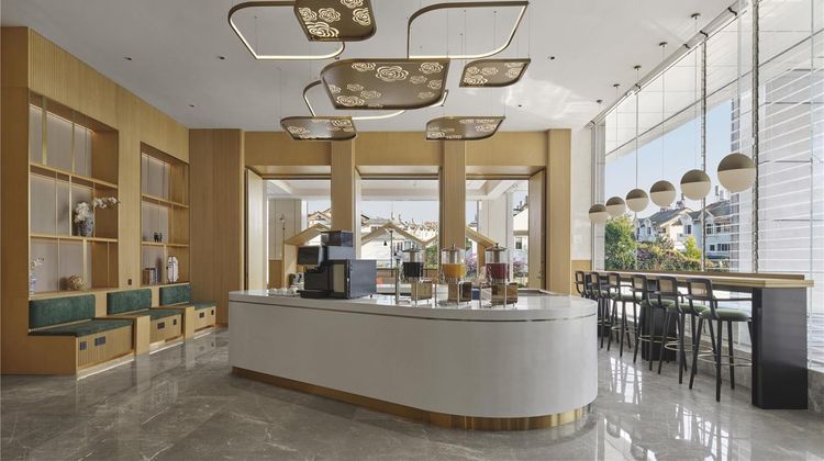 Hilton Garden Inn Kunming Dianchi Lobby