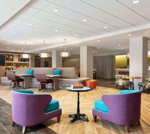Home2 Suites by Hilton Milwaukee West Lobby