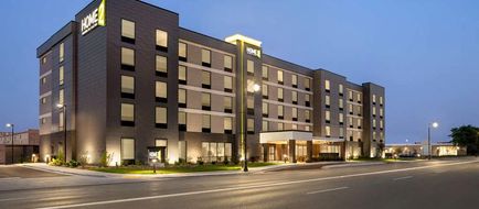 Home2 Suites by Hilton Milwaukee West Exterior