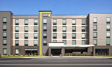 Home2 Suites by Hilton Milwaukee West