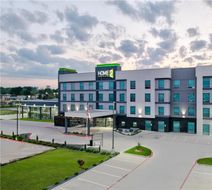 Home2 Suites by Hilton Paris Exterior