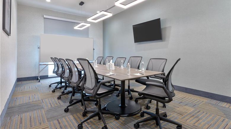 <b>Home2 Suites by Hilton Paris Meeting</b>. Images powered by <a href="https://iceportal.shijigroup.com/" title="IcePortal" target="_blank">IcePortal</a>.