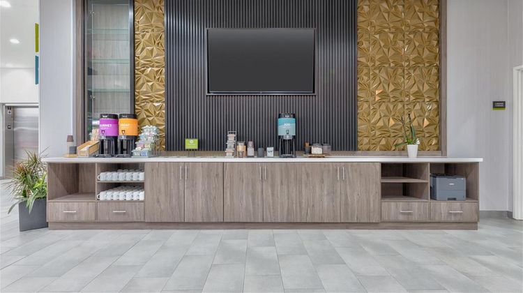 Home2 Suites by Hilton Paris Restaurant