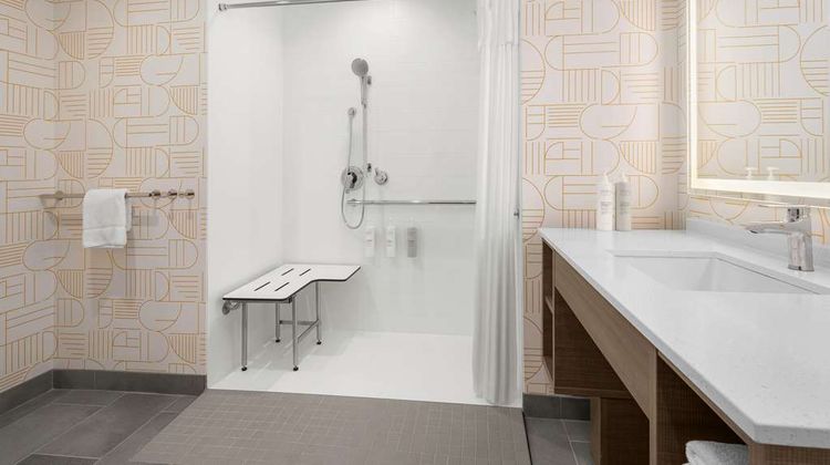 Home2 Suites by Hilton Eureka Room
