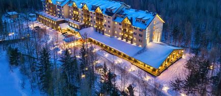 DoubleTree by Hilton Hot Spring Exterior