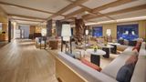 <b>DoubleTree by Hilton Hot Spring Restaurant</b>. Images powered by <a href="https://iceportal.shijigroup.com/" title="IcePortal" target="_blank">IcePortal</a>.