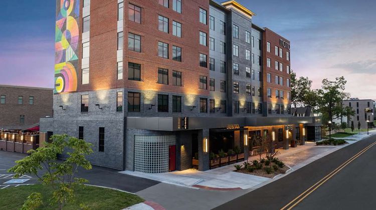 Motto by Hilton Bentonville Downtown Exterior