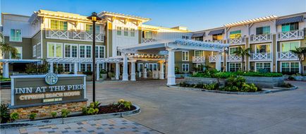 Inn At The Pier Exterior