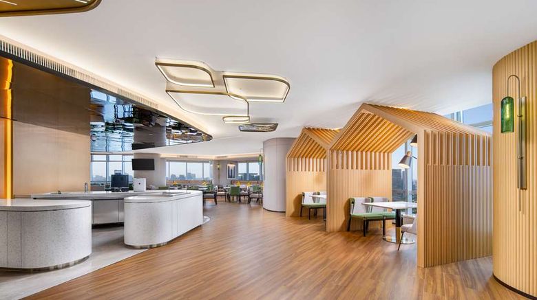 <b>Hilton Garden Inn Shanghai Lujiazui Restaurant</b>. Images powered by <a href="https://iceportal.shijigroup.com/" title="IcePortal" target="_blank">IcePortal</a>.