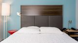 Tru by Hilton Panama City Beach Room