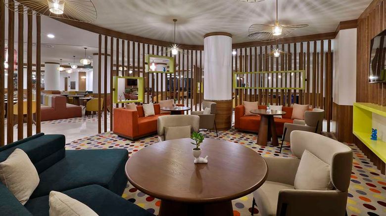 <b>Hampton by Hilton Sharma NEOM Community Lobby</b>. Images powered by <a href="https://iceportal.shijigroup.com/" title="IcePortal" target="_blank">IcePortal</a>.