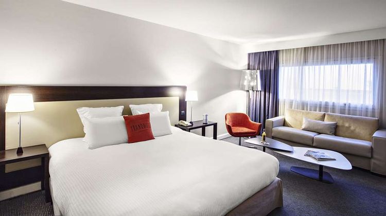 Hilton Garden Inn Marseille Provence Air Room
