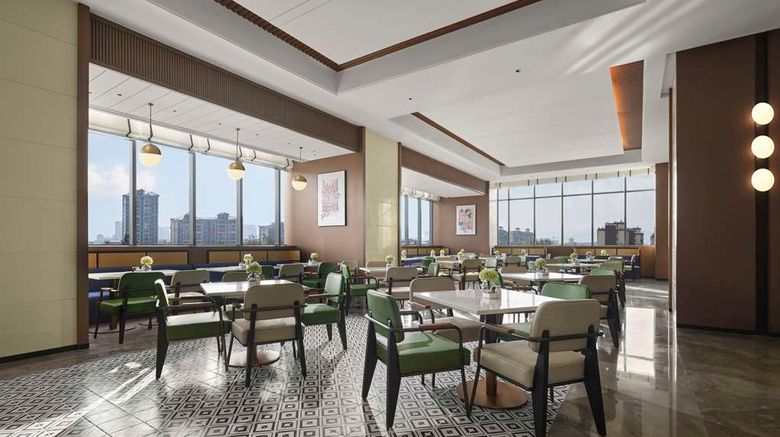 <b>Hilton Garden Inn Ganzhou Longnan Restaurant</b>. Images powered by <a href="https://iceportal.shijigroup.com/" title="IcePortal" target="_blank">IcePortal</a>.
