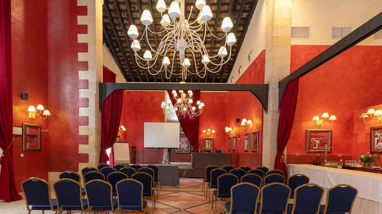 <b>Los Jandalos Jerez Ballroom</b>. Images powered by <a href="https://iceportal.shijigroup.com/" title="IcePortal" target="_blank">IcePortal</a>.