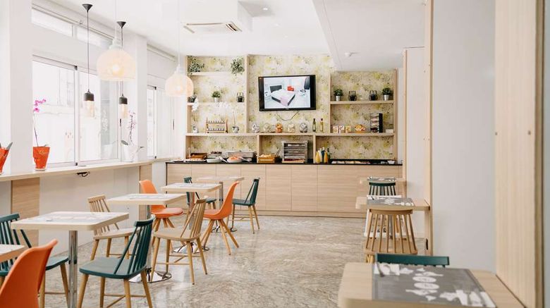 <b>SOHO Bahia Malaga Hotel Restaurant</b>. Images powered by <a href="https://iceportal.shijigroup.com/" title="IcePortal" target="_blank">IcePortal</a>.