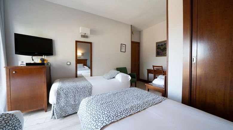 <b>Hotel Soho Los Naranjos Room</b>. Images powered by <a href="https://iceportal.shijigroup.com/" title="IcePortal" target="_blank">IcePortal</a>.