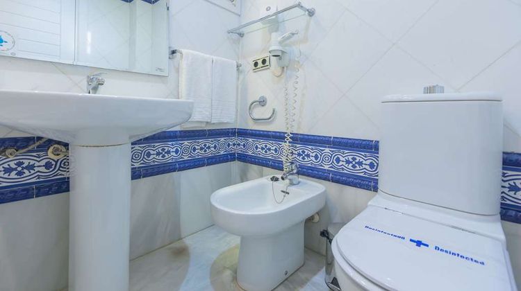 Los Jandalos Vistahermosa Room