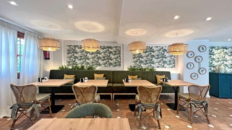 <b>Soho Boutique Atalia Other</b>. Images powered by <a href="https://iceportal.shijigroup.com/" title="IcePortal" target="_blank">IcePortal</a>.