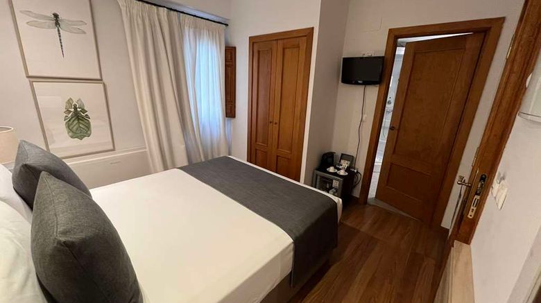 <b>Soho Boutique Atalia Room</b>. Images powered by <a href="https://iceportal.shijigroup.com/" title="IcePortal" target="_blank">IcePortal</a>.