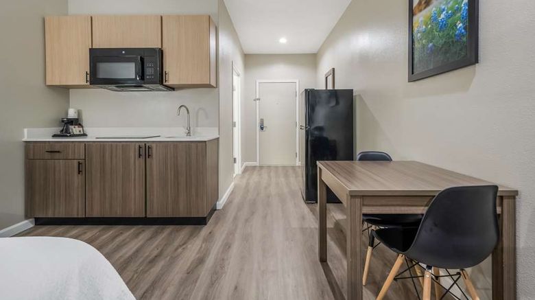 <b>SureStay Studio by BW Conroe Downtown Room</b>. Images powered by <a href="https://iceportal.shijigroup.com/" title="IcePortal" target="_blank">IcePortal</a>.