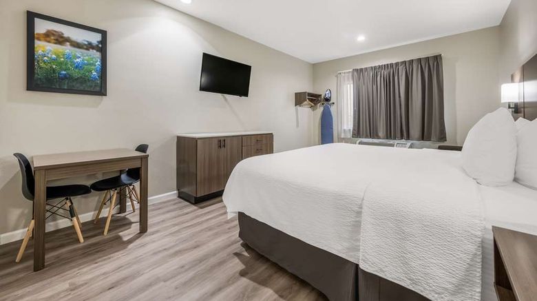<b>SureStay Studio by BW Conroe Downtown Room</b>. Images powered by <a href="https://iceportal.shijigroup.com/" title="IcePortal" target="_blank">IcePortal</a>.