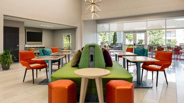 <b>Home2 Suites by Hilton Dalton Lobby</b>. Images powered by <a href="https://iceportal.shijigroup.com/" title="IcePortal" target="_blank">IcePortal</a>.