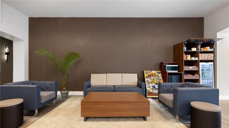 <b>Wingate by Wyndham Dublin Claytor Lake Lobby</b>. Images powered by <a href="https://iceportal.shijigroup.com/" title="IcePortal" target="_blank">IcePortal</a>.