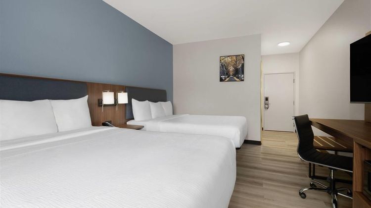 Wingate by Wyndham Dublin Claytor Lake Room