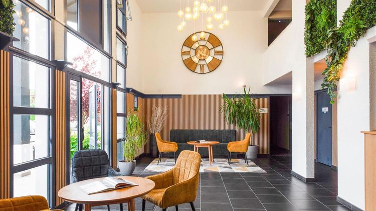 Kyriad Dieppe Lobby