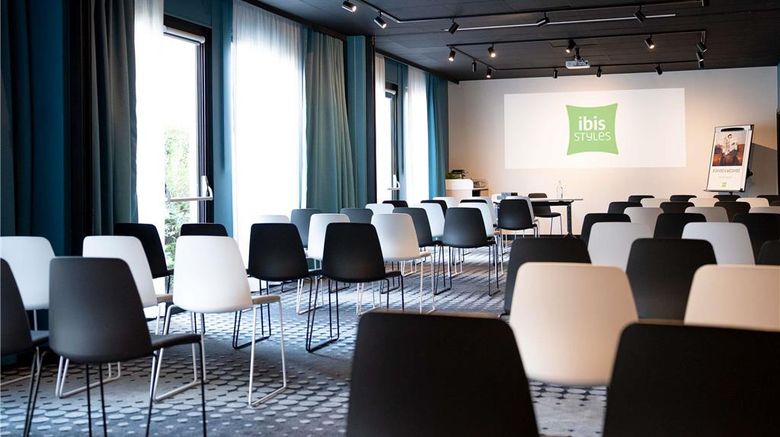 <b>ibis Styles Strasbourg Nord PdC Meeting</b>. Images powered by <a href="https://iceportal.shijigroup.com/" title="IcePortal" target="_blank">IcePortal</a>.