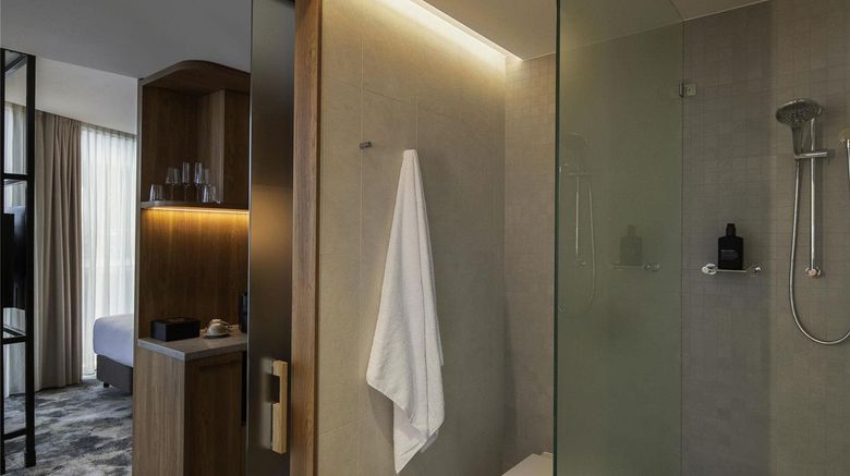 <b>Pullman Sydney Penrith Suite</b>. Images powered by <a href="https://iceportal.shijigroup.com/" title="IcePortal" target="_blank">IcePortal</a>.
